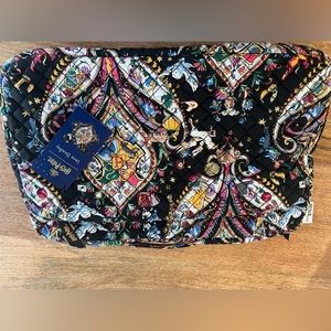 Vera Bradley Harry Potter Friends at Hogwarts Laptop Organizer bag retired